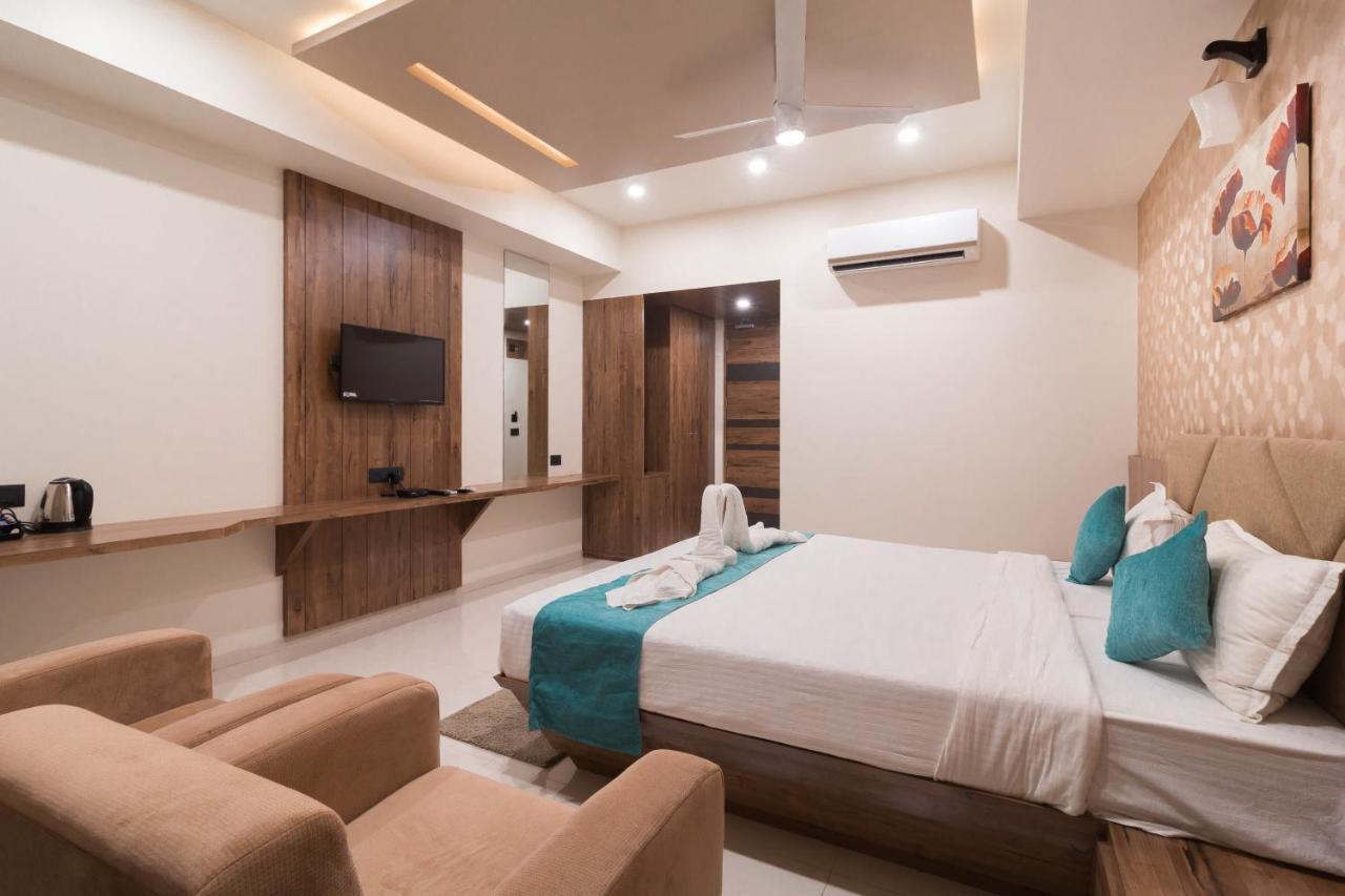 Hotel Green City Γκαντχιναγκάρ Εξωτερικό φωτογραφία