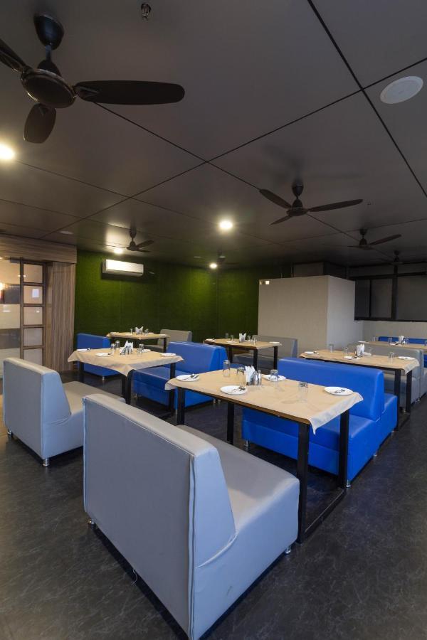 Hotel Green City Γκαντχιναγκάρ Εξωτερικό φωτογραφία